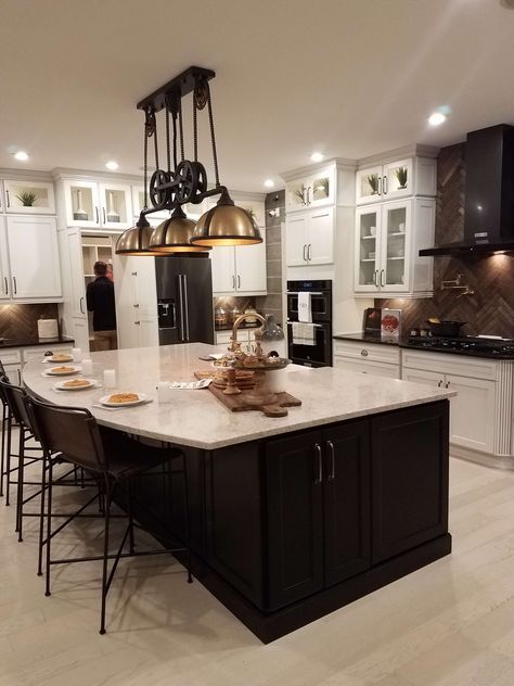 Fischer Centerpiece Home Showcase • Sims-Lohman Fine Kitchens and Granite Fischer Homes, Centerpiece Home, Basement Remodeling, Dream Homes, New Builds, Kitchen Ideas, Kitchen Remodel, Basement, Kitchens