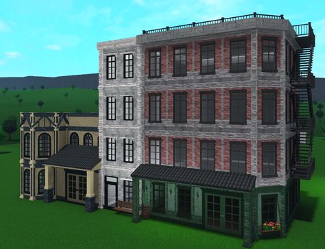 Bloxburg London Townhouse, Bloxburg Townhouse Layout Ideas, Bloxburg Town Colour Scheme, Bloxburg Town Apartments, Nyc City Bloxburg, Bloxburg City House, Brownstone Bloxburg, Bloxburg Small Town Ideas, Bloxburg Town Exterior