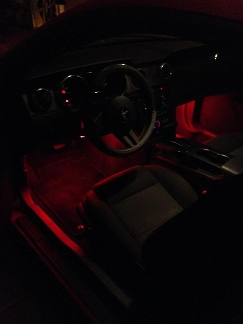 Red Interior Car, Chrysler 300s, Mustang Interior, Small Luxury Cars, Chip Foose, Inside Car, New Sports Cars, Luxury Car Interior, Foose