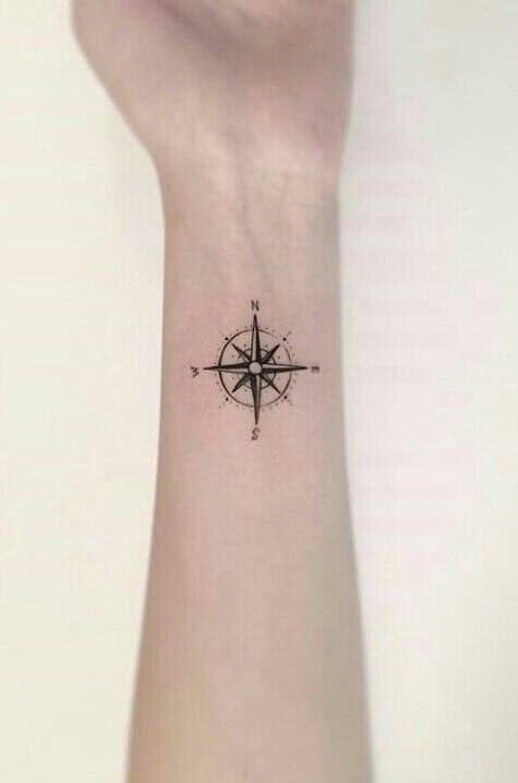 Rose Tattoo Wrist, Small Compass Tattoo, Simple Compass Tattoo, Compass Rose Tattoo, Basic Tattoos, Compass Tattoo Design, Tattoo Wrist, Initial Tattoo, Wrist Tattoo