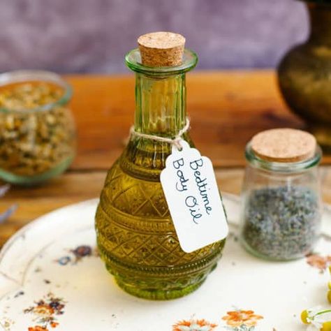 Learn how to make body oil at home. Herbal Body Oil, Body Oil Diy, Body Care Recipes, Winter Wellness, Hydrating Drinks, How To Make Oil, Summer Cookouts, Diy Body Care, Cookout Food