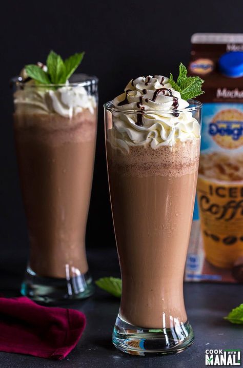 Iced Mocha Mint Frappe Frappe Drinks, Coco Recipes, Frappe Recipe, Future Chef, Refined Sugar Free Recipes, Cocoa Drink, Mint Mocha, Mocha Frappe, Iced Coffee Drinks