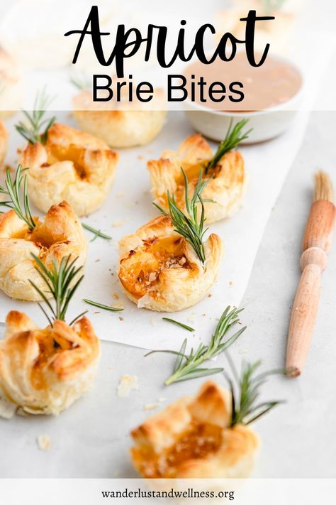 Brie Bites Appetizer, Brie Bites Puff Pastry, Bridal Shower Food Ideas Lunch, Apricot Brie, Wine Tasting Food, Shower Appetizers, Individual Appetizers, Brie Puff Pastry, Brie Appetizer