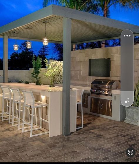 Outdoor Kitchen With Bar Seating, Grill Ideas Backyard, Bbq Grill Ideas, Outdoor Kitchen With Bar, Backyard Bbq Ideas, Kitchen With Bar, Grill Ideas, Modern Outdoor Kitchen, Bbq Ideas