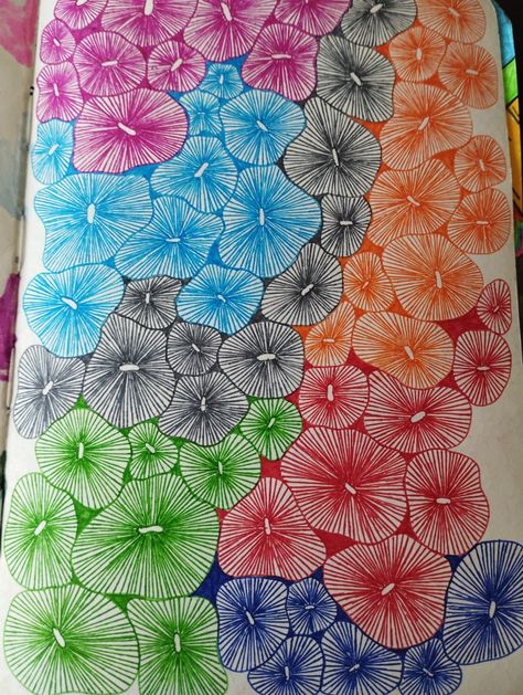 #zenart #doodling #doodles #doodlingart #tangling #zentangles Zen Doodle Patterns, Easy Mandala Drawing, Zentangle Artwork, Doodle Art Drawing, Mandala Art Lesson, Sharpie Art, Doodle Coloring, Zentangle Drawings, Book Drawing