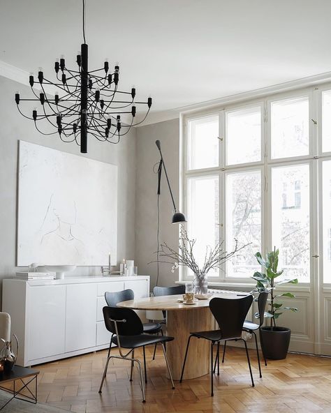 Flos Chandelier, Flos 265, Gino Sarfatti, Modern Chandelier, The Light, Instagram A, North America, New Homes, Dining Room