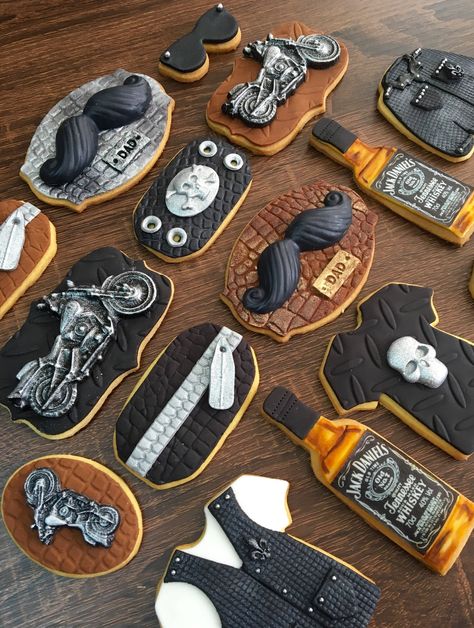 Lorena Rodriguez. Father's Day Cookies . Father’s Day Cookies, Cupcakes Decoration Ideas, Birthday Cake For Men, Cake For Men, Birthday Men, Birthday Father, Cupcakes Decorados, Sugar Cookie Designs, Birthday Cakes For Men