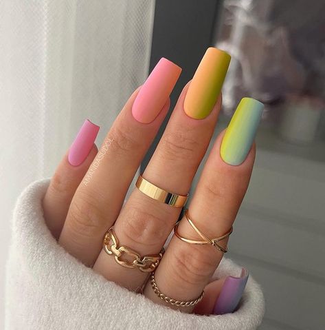 Neon Nail Colors, Summer Nails Colors Designs, Neon Nail Designs, Orange Nail Designs, April Nails, Edge Nails, Green Nail Designs, Summer Nail Ideas, Tropical Patterns