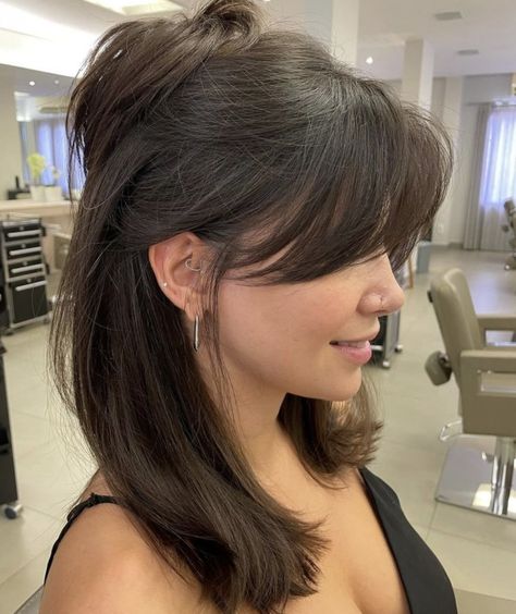 Rambut Brunette, Brown Hair Looks, Bangs With Medium Hair, Midlength Haircuts, Haircuts For Medium Hair, Haircuts Straight Hair, Haircuts For Long Hair, Hair Inspo Color, Aesthetic Hair