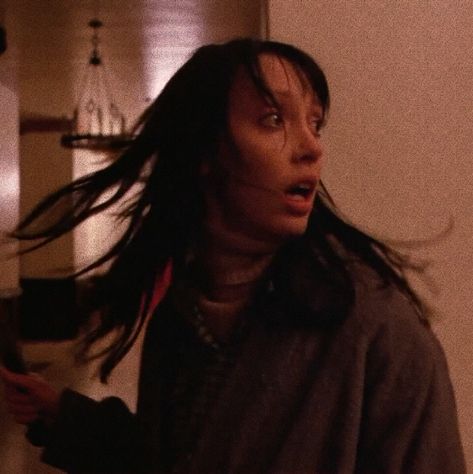 Horror Movie Reference, Wendy Torrance Icons, Shelly Duvall The Shining, The Shining Shelley Duvall, Shelley Duvall The Shining, Mouthwashing Aesthetic, Horror Girl Aesthetic, Wendy The Shining, Shelly Duval