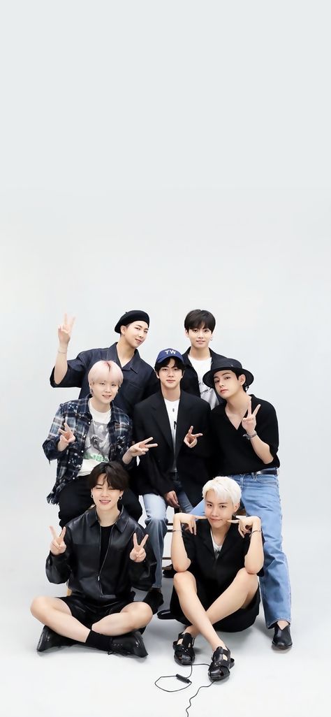 Bts Hot Pics Together Ot7, Bts Group Photos Hd, Bts Group Photo Wallpaper, Bts Group Picture, Bts Group Photos, Korean Drama Best, Bts Chibi, Bts Group, Bts Lockscreen