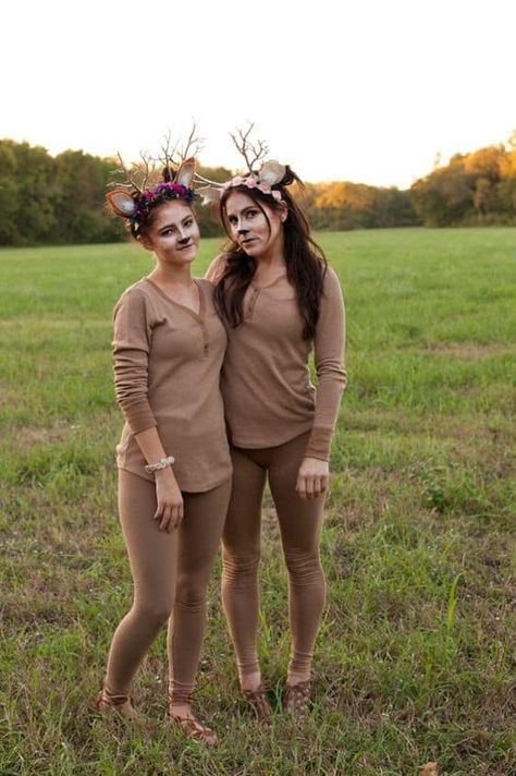 Deer Costume Diy, Deer Costume Women, Animal Costumes Women, Reindeer Costumes, Halloween Costumes Cowgirl, Easy Last Minute Halloween Costumes, Christmas Raindeer, Homemade Mermaid Costumes, Deer Halloween Costumes