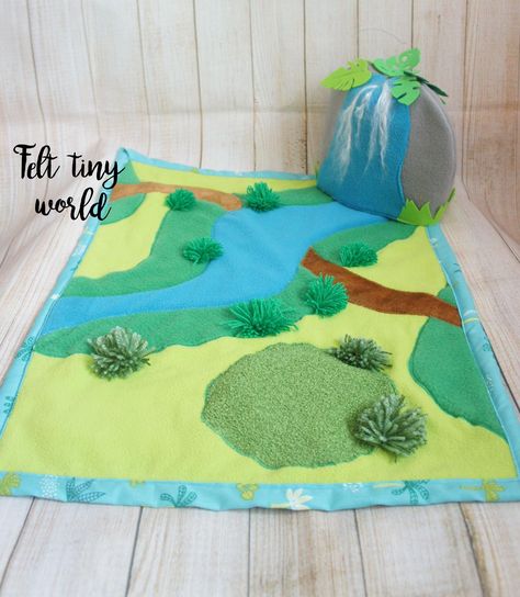 Felt Play Mat Diy, Play Mat Diy, Felt Play Mat, Dinosaur Play, Felt Stories, Open Ended Toys, Small World Play, Montessori Materials, Montessori Toys