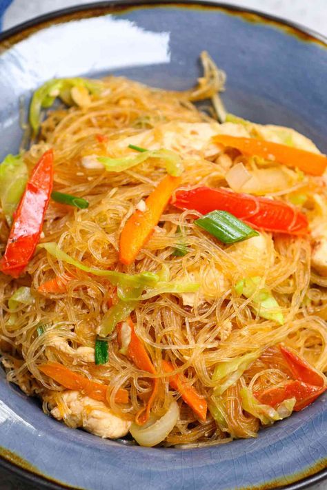 Pad Woon Sen Recipe Authentic, Pad Woon Sen Recipe, Glass Noodles Recipe, Chicken Chinese, Vermicelli Recipes, Rice Noodle Recipes, Laos Food, Noodle Recipes Easy, Thai Noodles