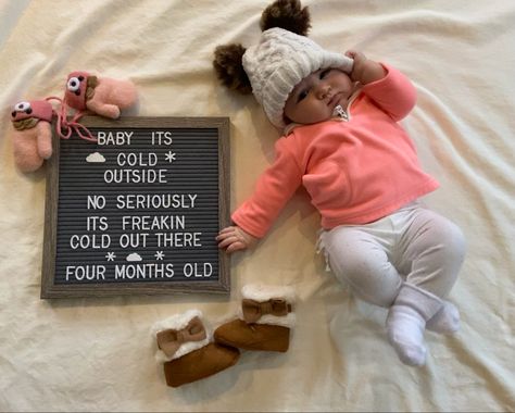 7 Month Old Letter Board, January Baby Milestone Ideas, January Milestone Picture Ideas, 2 Month Letter Board Ideas, January Baby Monthly Picture, Five Months Baby Photography, January Milestone Baby Picture, January Monthly Baby Picture, January Baby Photoshoot Ideas