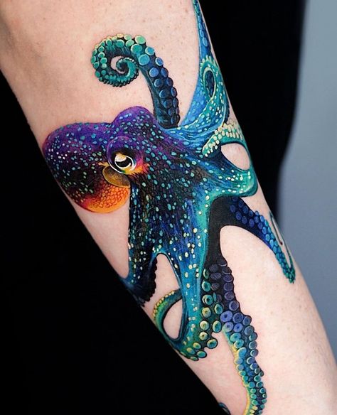 Octopus Thigh Tattoos, 3d Octopus, Octopus Tattoo Sleeve, Kraken Tattoo, Tattoo Pierna, Purple Tattoos, Mermaid Tattoo Designs, Octopus Tattoo Design, Octopus Tattoos