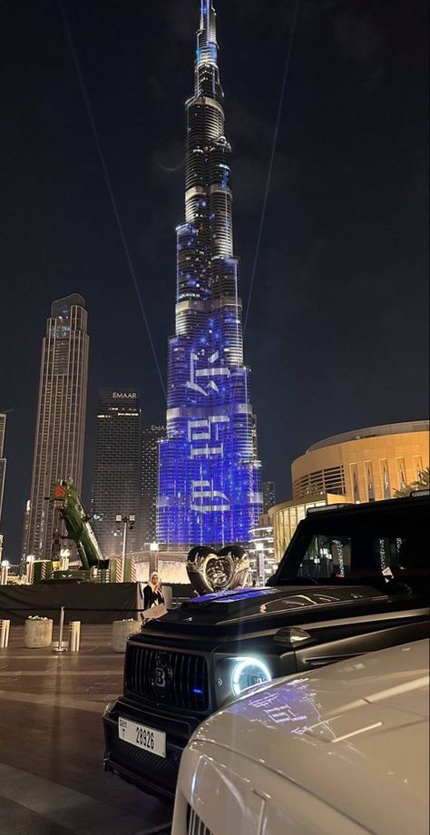 Dubai Cars, Dubai Lifestyle, Dubai Aesthetic, Dubai City, Night Scenery, Rich Lifestyle, Luxury Lifestyle Dreams, Future Lifestyle, Rich Life