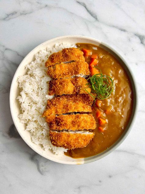 Hawaii Chicken Katsu Curry Chicken Katsu Recipes, Katsu Curry Recipes, Katsu Recipes, High Protein Chicken, Braised Chicken Breast, Chicken Katsu Curry, Boiled Chicken Breast, Katsu Curry, Chicken Katsu