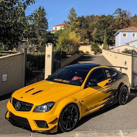 Mercedes Benz AMG Mercedes C 200, C63 Amg Black Series, Kereta Sport, Mercedes C63 Amg, Mercedes W204, Luxury Cars Range Rover, C 63 Amg, Mercedes Benz C63 Amg, Amg Car