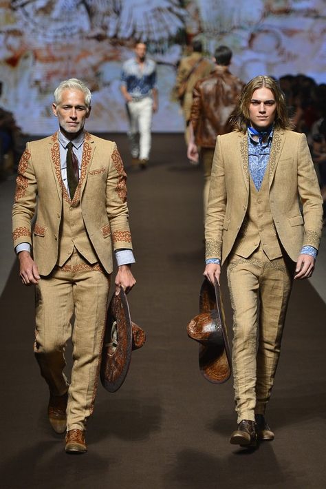 #modwestern Etro Men's RTW Spring 2014 - Slideshow Man Closet, Etro Men, F Men, Suit Ideas, Man Suit, Men Closet, Formal Mens Fashion, Dapper Style, Men Store