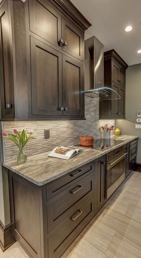 Brown Cabinets Grey Countertops, Light Wood Cabinets Dark Countertops, Kitchen Remodel Brown Cabinets, Farmhouse Kitchen Dark Cabinets, Kitchen Ideas Brown Cabinets, Kitchen Dark Brown Cabinets, Grey Stained Kitchen Cabinets, Kitchen Backsplash With Dark Cabinets, Grey Kitchen Ideas