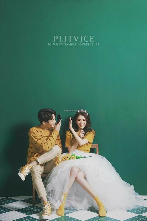 Prenuptial Photoshoot, Korean Photoshoot, Korean Couple Photoshoot, Korea Wedding, Korea Pre Wedding, Korean Wedding Photography, Pre Wedding Photoshoot Outfit, Wedding Photo Studio, Pre Wedding Shoot Ideas