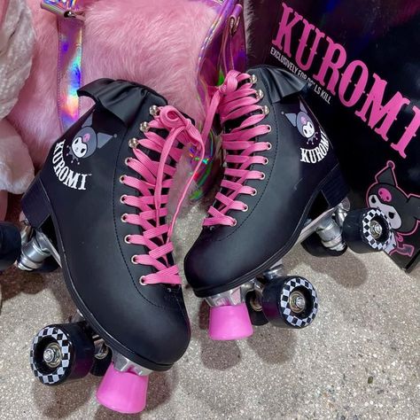 My Melody Roller Skates, Hello Kitty Roller Skates, Pastel Punk, Black High Heel Boots, Hello Kitty My Melody, Roller Skate, Roller Skates, Roller Skating, Dr. Martens Boots