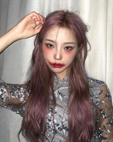 Blood Makeup, Cute Korean Fashion, Vampire Makeup, Chinese Makeup, Soft Makeup Looks, Halloween Makeup Inspiration, Photography Styles, Makeup Aesthetic, Soft Makeup