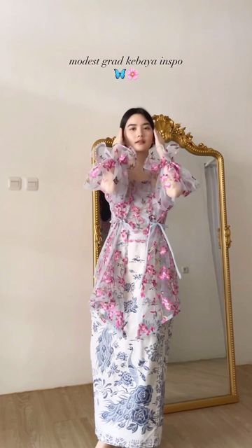 Kebaya Plus Size, Model Tunik Batik, Kebaya Melayu, Renda Kebaya, Model Dress Batik, Model Dress Kebaya, Kebaya Modern Dress, Batik Kombinasi, Modern Kebaya