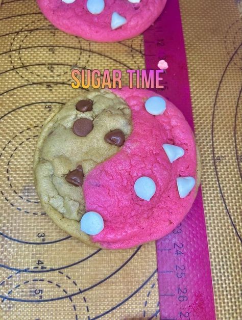 ──★ ˙ ̟ Pink Cookie Monster, Pastel Cupcakes, Sleepover Food, Junk Food Snacks, Cute Baking, Food Babe, Easy Baking Recipes Desserts, Yummy Comfort Food, Tasty Baking