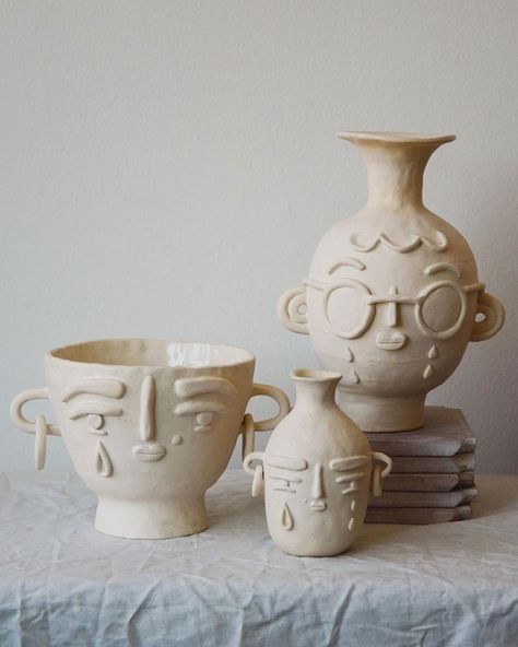 Miss Moss, Tanah Liat, Decor Quotes, Diy Ceramic, Keramik Design, Ceramics Pottery Art, Ceramics Projects, Clay Art Projects, Ceramics Ideas Pottery