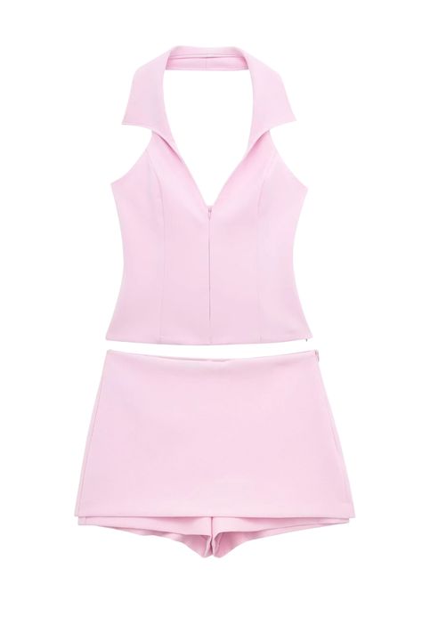 Goodnight Macaroon 'Laura' Halter Top & Shorts Set (Sold Separately) Top: Collared/Halter Zipper Closure Measurements: XS - Bust 54cm, Top Length 68cm, Waist 68cm, Bottom Length 32cm S - Bust 55cm, Top Length 72cm, Waist 72cm, Bottom Length 33cm M - Bust 56cm, Top Length 76cm, Waist 76cm, Bottom Length 34cm L - Bust 57cm, Top Length 80cm, Waist 80cm, Bottom Length 35cm Machine cold and gentle cycle or hand wash cold Lay flat to dry Do not tumble dry Do not iron If you are unsure or need assistan Shorts Rosa, Halter Shirt, Backless Shirt, Short Pollera, Straight Clothes, Casual Chique, High Street Fashion, Pink Suit, Halter Tank