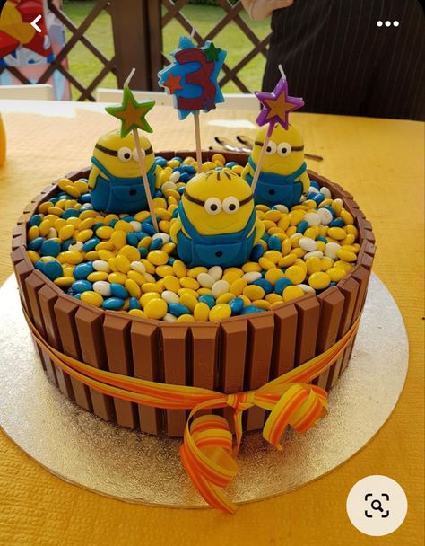 Anna Frozen Cake, Minions Cake, Minion Birthday Cake, 7th Birthday Cakes, 6th Birthday Cakes, Birthday Cake Pictures, Minion Birthday Party, 4th Birthday Cakes, Birthday Cake For Him