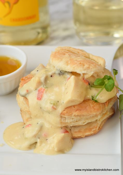 Volauvent Recipes, Chicken Vol Au Vent Recipe, Chicken Vol Au Vent, Creamed Chicken, Puffed Pastry, Puff Pastry Shells, Chicken Puffs, Pepperidge Farm Puff Pastry, Chicken And Mushroom