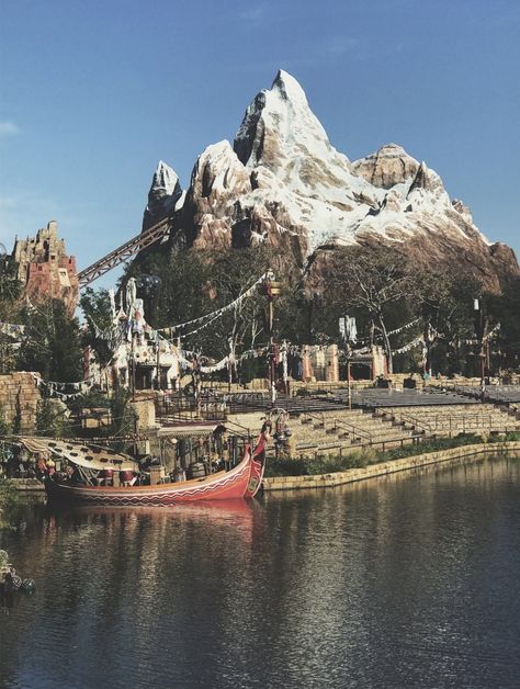 Disney World Aesthetic Animal Kingdom, Discovery Island Disney, Expedition Everest Disney, Disney World Aesthetic, Disney Worlds, Expedition Everest, Discovery Island, Disney Inspiration, Disney Animal Kingdom