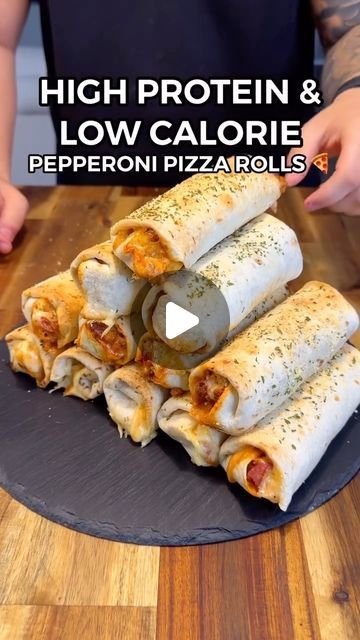 MUNCHIES PREPPER ™ on Instagram: "High Protein Cheesy Pepperoni Pizza Rolls 🍕
Only 330 Calories & 35g Protein! 💪🏼

(Macros: Per Serving - 12 Total)
330 Calories
6.5gC | 14gF | 35gP

Ingredients:
200g Thinly Sliced Mini Pepperoni (Sultans Beef Pepperoni - can be substituted for Turkey pepperoni or regular pepperoni)
1.1KG Extra Lean Beef Mince
1 Tsp Salt, 1 Tsp Garlic Powder, 1 Tsp Onion Powder, 1.5 Tsp Italian Herb Seasoning
4 Diced Garlic Cloves
200g Tomato Paste (Leggo’s Garlic & Herb Pizza Sauce)
80g Softened Light Cream Cheese
100ml Hot Sauce (Franks Redhot Buffalo Sauce)
Parsley
15g Freshly Grated Parmesan Cheese
12 Small/Medium Tortillas (Missions Carb Balance Tortillas)
20g Grated Mozzarella (per pizza roll)

Don’t forget to check out my digital recipe cook books with over 200 ea High Protein Tortilla Roll Ups, Low Carb Pizza Rolls With Tortillas, Pizza Roll Ups Tortilla, Turkey Pepperoni Recipes, Tortilla Pizza Rolls, Herb Pizza, Healthy Protein Desserts, Carb Balance Tortillas, Beef Pepperoni