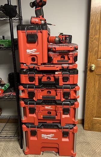 Portable Tool Box, Bath Cleaning, Painting Ceiling Fans, Bathroom Cleaning Supplies, Power Tool Batteries, Milwaukee Tools, Modular Storage, Tool Organization, Small Storage