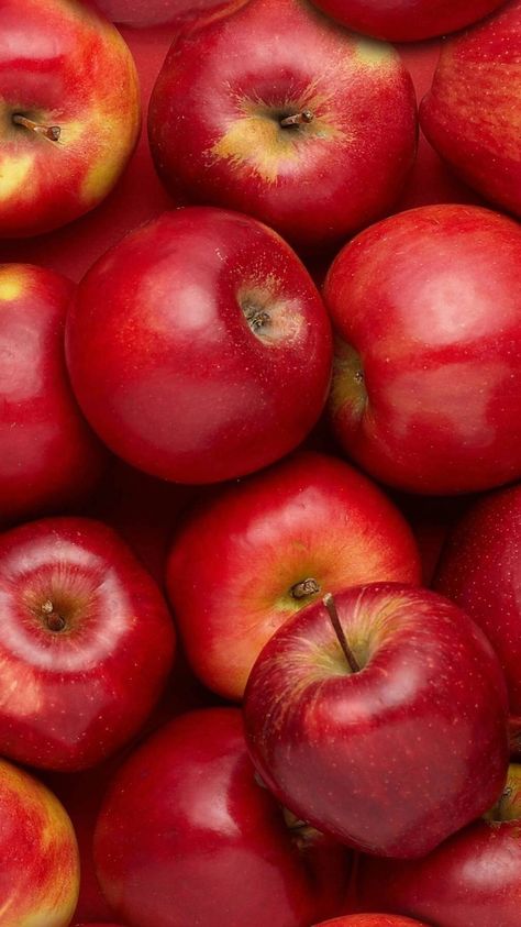 Ruby Aesthetics, Apples Wallpaper, Pizza Fruit, Fruits Photos, Fruit Wallpaper, Fruit Photography, New Fruit, Food Wallpaper, Beautiful Fruits