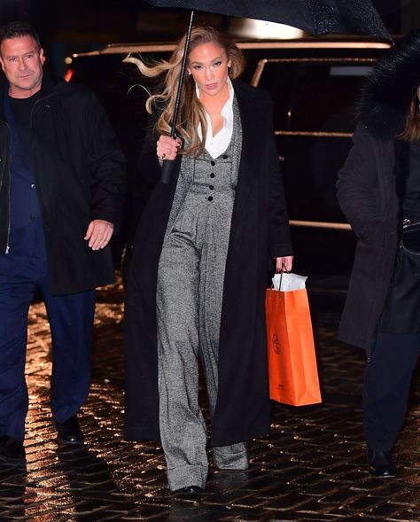 Jennifer Lopez Style, Style Board, Jennifer Lopez, Google Search, Pants, How To Wear, Beauty, Black, Trousers