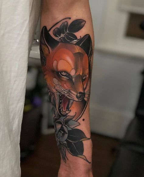 Rate This Angry Fox Tattoo 1 to 100 #tattoo #tattoos #smalltattoos #amazingtattoo #beautifultattoos #watercolorTattoo #InspirationalTattoos #ArtTattoo #NeonTattoo Neo Trad Animal Tattoo, Fox Neo Traditional, Red Fox Tattoos, Fox Tattoo Design, Neo Tattoo, Neotraditional Tattoo, Inspiration Tattoos, Geniale Tattoos, Fox Tattoo