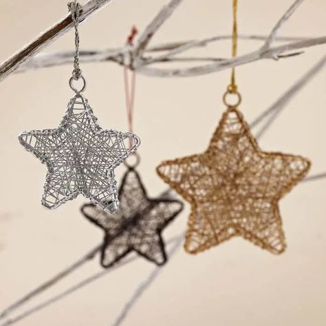 Handcrafted Metallic Wire Star #Christmas #ornaments #rustic #decorhomeideas Wire Star, Wire Ornaments, Rustic Christmas Ornaments, Farmhouse Ornaments, Rustic Ornaments, Felt Christmas Decorations, Christmas Decorations Diy Outdoor, Paper Christmas Tree, Christmas Hearts