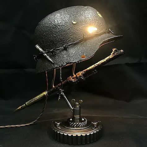 Soldier Helmet, Winter Camo, Battle Of Stalingrad, Loft Stil, Electrical Safety, Style Loft, Palau, Second World, Lamp Decor