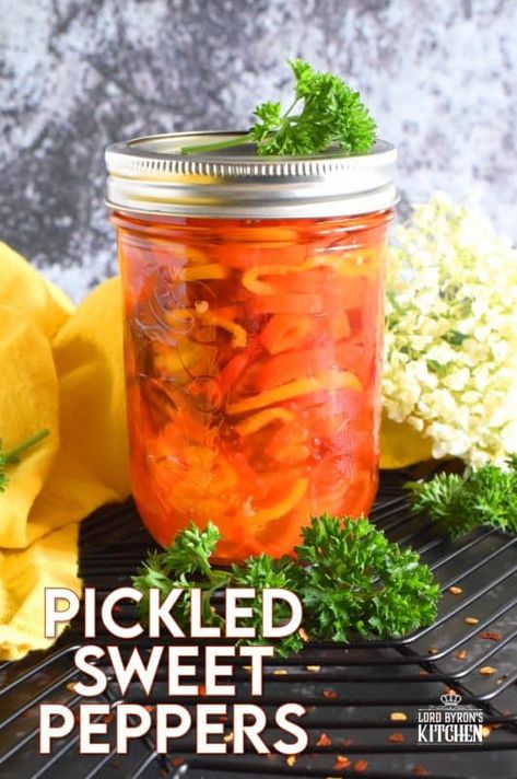 Pickled Sweet Peppers - Lord Byron's Kitchen Pickles Peppers, Pickled Pickles, Pickled Sweet Peppers, Pickled Pepper Recipe, Canning Peppers, Sweet Pepper Recipes, Pickled Green Tomatoes, Food Preserving, Mini Sweet Peppers