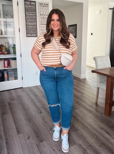 Itscourtneyhamilton on LTK Jeans Outfits, Mom Style, Size 12, Spring Summer, Plus Size, Outfit Inspo, Clothes