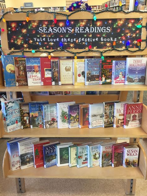 December display - Yule love these festive books Bookstore Christmas Decorations, Holiday Book Display Ideas, Library Advent Calendar, Winter Book Displays Public Libraries, Winter Library Book Displays, Holiday Book Display, December Book Display, Library Holiday Displays, Christmas Book Display Library