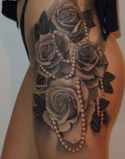 Lace Hip Tattoos Women, Tattoo Ideas Female Black And Grey, Female Thigh Tattoos, Tattoo Perro, Tattoo Bein Frau, White Rose Tattoos, Realistic Rose Tattoo, Hip Thigh Tattoos, Girls With Sleeve Tattoos