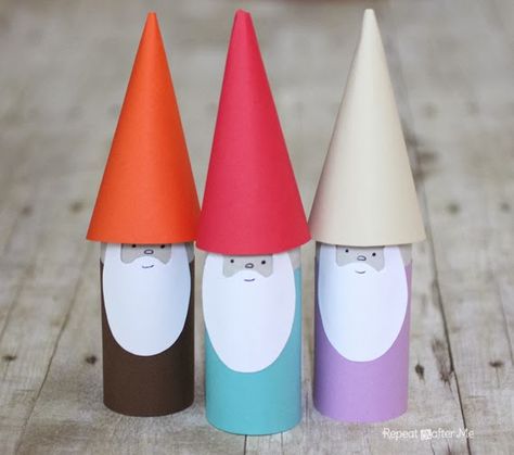 Repeat Crafter Me: Paper Roll Gnomes--finally something to do with the million toilet paper tubes I've been collecting! Spain Christmas, Enchanted Forest Book, Gnome Craft, Division Games, Toilet Roll Craft, Repeat Crafter Me, Toilet Paper Crafts, Fun Crafts To Do, Bible Characters