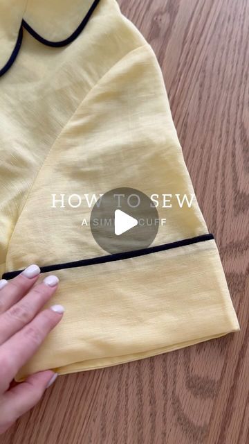 How To Make Piping Sewing, Piping Techniques Sewing, Simple Sleeves Design, How To Make Piping, Sewing Piping, Sewing Sleeves, Piping Techniques, Sewing Crafts Tutorials, Sew Easy