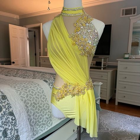 Competition Dance
Costume- Custom Made-Never worn! Yellow Lyrical/ Contemporary Yellow Lyrical Costume, Yellow Dance Costume Lyrical, Yellow Dance Costume, Dancing On Stage, Dance Costumes Tap, Dance Competition Costumes, Lyrical Costumes, Dance Costumes Lyrical, Competition Dance