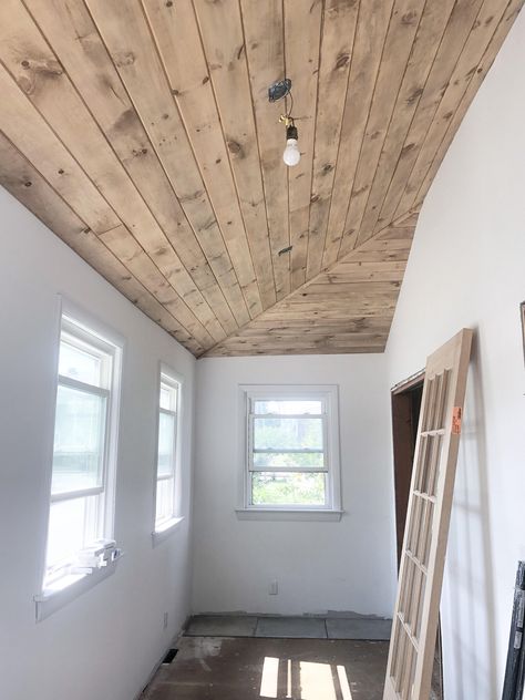 Pine Wood Ceiling, Stained Shiplap, Ceiling Remodel, Wood Plank Ceiling, Shiplap Ceiling, Tongue And Groove Ceiling, Plank Ceiling, Porch Ceiling, Drop Ceiling